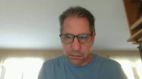 stephenhal9 online show from September 17, 2025, 8:32 pm