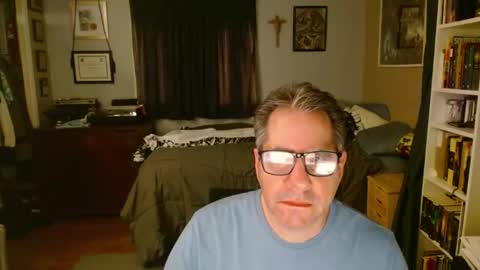 stephenhal9 online show from March 17, 2026, 4:06 am