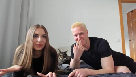 Snapshot of stepsisandstepbro chatting on May 14, 2026, 5:42 pm Step sis and Step bro online show from May 14, 2026, 5:42 pm