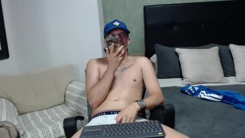 sebas online show from September 12, 2025, 2:11 am