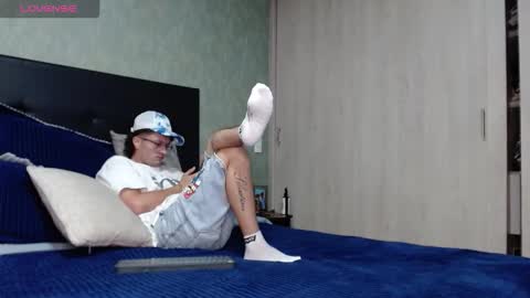 sebas online show from October 19, 2025, 12:55 am