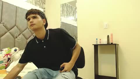 Snapshot of steve_hotman_ chatting on May 7, 2026, 1:27 pm Steve Hotman online show from May 7, 2026, 1:27 pm