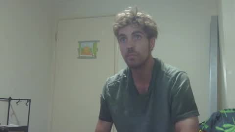 Snapshot of steveaussie chatting on March 5, 2025, 5:18 pm Australian420 online show from March 5, 2025, 5:18 pm