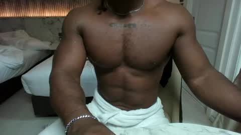 stevenbr359 online show from November 7, 2025, 12:32 am