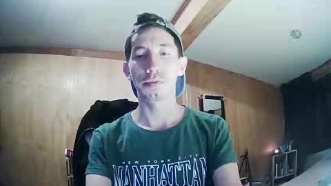 Snapshot of stevenbrookless chatting on December 17, 2025, 2:06 am Steve online show from December 17, 2025, 2:06 am