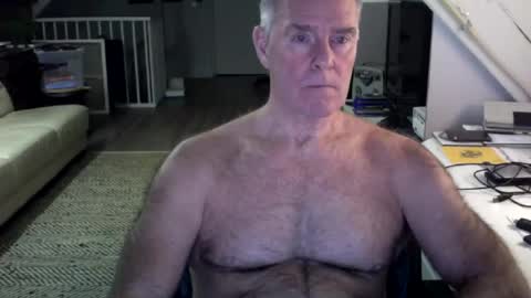 Snapshot of stevetwo chatting on February 10, 2025, 11:02 pm stevetwo online show from February 10, 2025, 11:02 pm