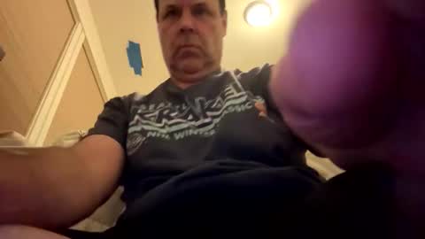 Snapshot of stevey123xyz chatting on April 6, 2026, 7:31 am stevey123xyz online show from April 6, 2026, 7:31 am