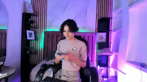 Snapshot of sthepanodimonaco chatting on June 2, 2026, 3:52 am Sthepano online show from June 2, 2026, 3:52 am