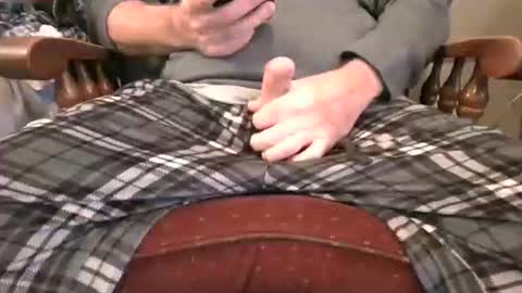 Snapshot of stimulatemycock chatting on November 16, 2025, 1:49 pm stimulatemycock online show from November 16, 2025, 1:49 pm