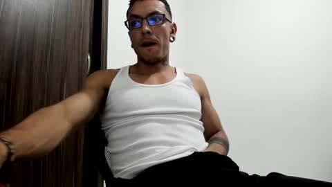 stiven_trainer online show from March 13, 2026, 3:02 am