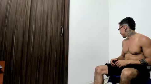 stiven_trainer online show from April 20, 2026, 2:14 am