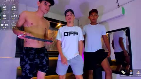 friends online show from November 10, 2025, 4:33 am