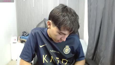 Stiwen online show from March 7, 2026, 5:54 pm