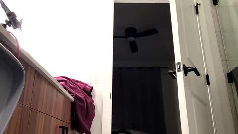 Snapshot of stlhotwifeguy chatting on December 28, 2024, 3:58 am stlhotwifeguy online show from December 28, 2024, 3:58 am