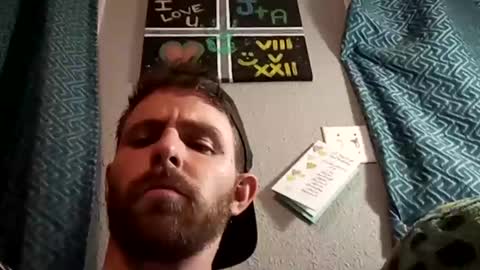 Oval2022 online show from December 4, 2024, 8:01 am