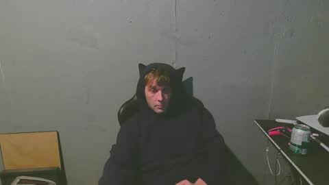 stonedpanda77 online show from December 9, 2024, 4:12 am