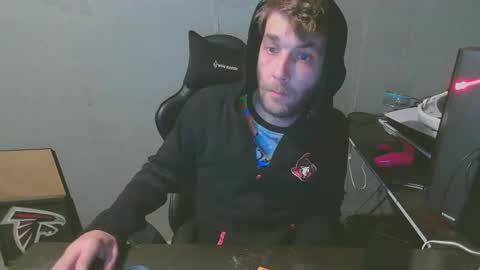 stonedpanda77 online show from January 1, 2025, 6:26 am