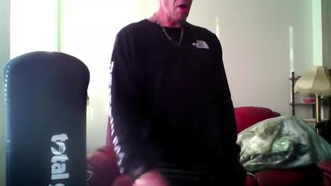 Snapshot of stonefillips69 chatting on December 21, 2025, 11:01 pm stonefillips69 online show from December 21, 2025, 11:01 pm