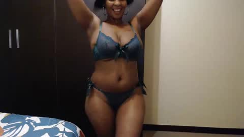 stonefruit76 online show from March 11, 2025, 2:18 pm