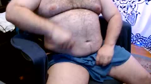 Snapshot of stonerbear42 chatting on July 9, 2026, 5:39 pm Stonerbear42 online show from July 9, 2026, 5:39 pm