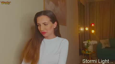 Snapshot of stormi_light chatting on May 4, 2026, 8:05 pm Stormi online show from May 4, 2026, 8:05 pm