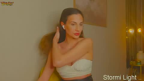 Snapshot of stormi_light chatting on May 13, 2026, 8:16 pm Stormi online show from May 13, 2026, 8:16 pm