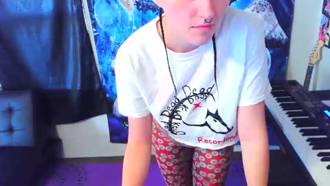 Stormythunder online show from November 3, 2025, 3:57 pm