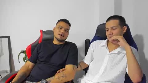 Snapshot of straight_boys_hornys chatting on February 8, 2026, 7:23 am straight_boys_hornys online show from February 8, 2026, 7:23 am