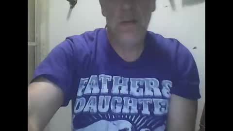 Snapshot of straightmaletouse chatting on April 26, 2026, 10:35 am straightmaletouse online show from April 26, 2026, 10:35 am
