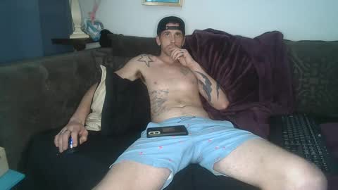 straitpipermann22 online show from September 15, 2025, 10:32 pm