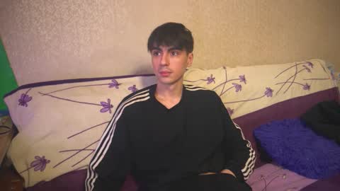 Snapshot of stralght_twinks chatting on January 12, 2026, 3:28 pm Ray online show from January 12, 2026, 3:28 pm