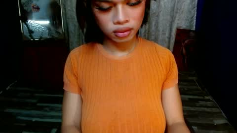 Snapshot of strawberry_kisses143 chatting on June 28, 2026, 12:27 am strawberry_kisses143 online show from June 28, 2026, 12:27 am