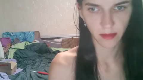 Snapshot of strawberry_storm chatting on October 7, 2025, 7:44 pm Strawberry Storm online show from October 7, 2025, 7:44 pm