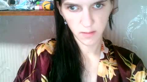 Snapshot of strawberry_storm chatting on July 1, 2026, 10:20 pm Strawberry Storm online show from July 1, 2026, 10:20 pm