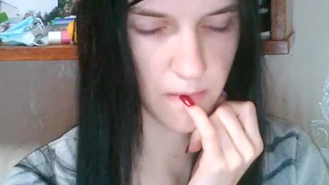 Snapshot of strawberry_storm chatting on July 15, 2026, 8:14 pm Strawberry Storm online show from July 15, 2026, 8:14 pm