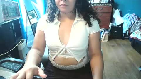 Snapshot of strawberryleche chatting on April 28, 2026, 11:54 pm strawberrymilk online show from April 28, 2026, 11:54 pm