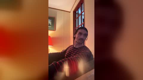 Snapshot of stringgreens777 chatting on January 6, 2026, 8:12 pm stringgreens777 online show from January 6, 2026, 8:12 pm