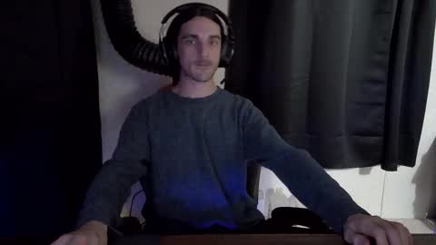 Snapshot of stringgreens777 chatting on January 13, 2026, 1:16 pm stringgreens777 online show from January 13, 2026, 1:16 pm