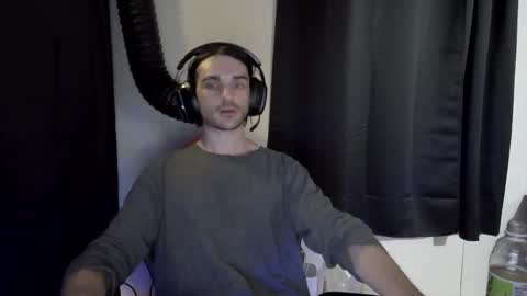 Snapshot of stringgreens777 chatting on January 15, 2026, 7:57 am stringgreens777 online show from January 15, 2026, 7:57 am