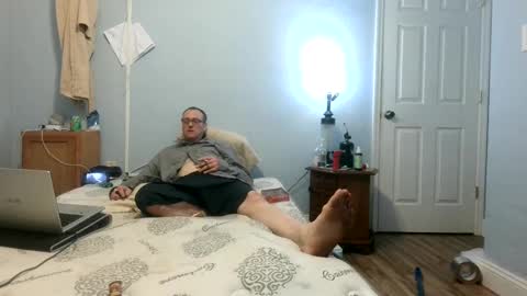 Strobody86 online show from February 25, 2025, 2:25 am