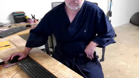 Snapshot of strokingdragon48 chatting on November 18, 2025, 3:49 pm strokingdragon48 online show from November 18, 2025, 3:49 pm