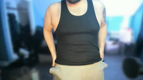 Johnny online show from December 3, 2025, 8:40 pm