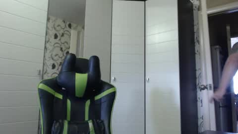 Alex online show from October 16, 2025, 8:59 am