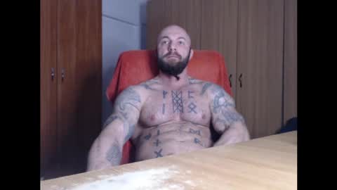 Snapshot of strongivan chatting on April 1, 2026, 4:13 am StrongIvan online show from April 1, 2026, 4:13 am