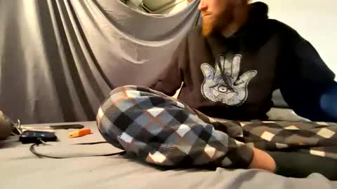 Snapshot of strumie3534336684 chatting on November 25, 2025, 10:43 pm strumie3534336684 online show from November 25, 2025, 10:43 pm