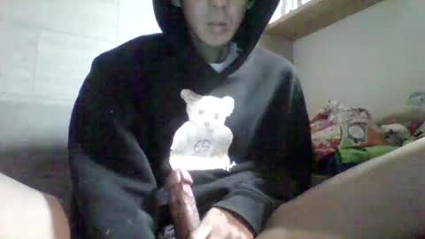 Snapshot of sttkm chatting on May 24, 2026, 2:00 pm Asian boy online show from May 24, 2026, 2:00 pm