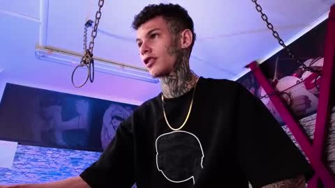 stuart_boy_ online show from September 26, 2025, 4:49 am