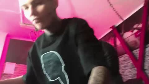 stuart_boy_ online show from October 2, 2025, 2:29 am