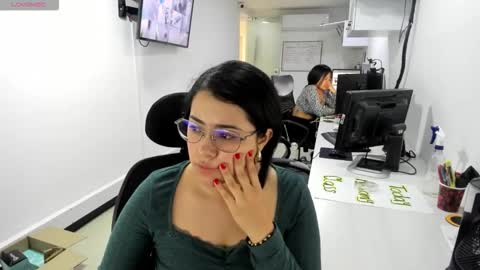 studcb_ online show from September 25, 2025, 9:29 pm