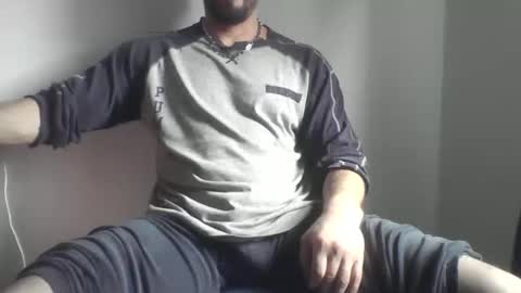 Snapshot of studdotcom chatting on February 25, 2026, 11:09 am Ero online show from February 25, 2026, 11:09 am